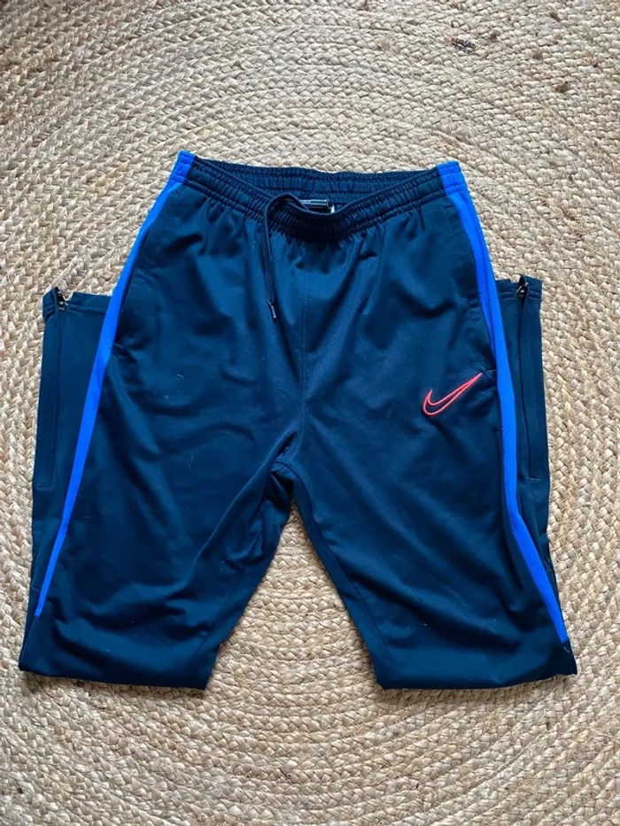 👟 Pantalon de sport Nike enfant Taille L (147/158 cm) - photo numéro 2