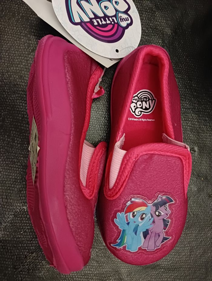 Chaussons My Little Pony taille 24 🎁 NEUF