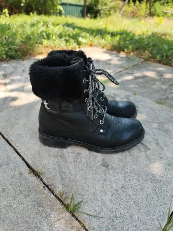 Bottines noires taille 39