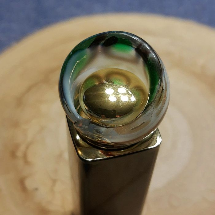 Grosse bague boule en verre  coloris vert, or , blanc, marron - photo numéro 7