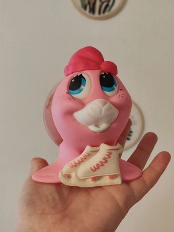 Figurine kinder circus phoque otarie patineuse