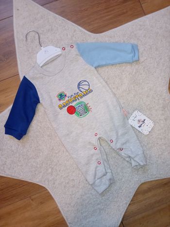 Grenouillère bébé