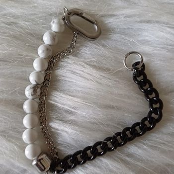 Bracelet orné de pierre naturelles howlite et acier inoxydable