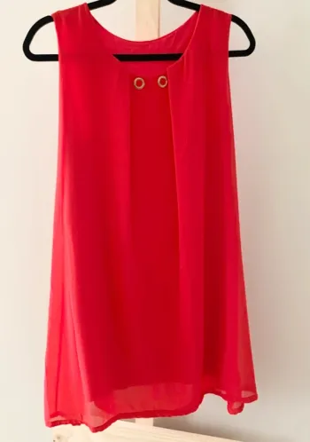 📌 Robe rouge fluide sans manches – Taille M/L