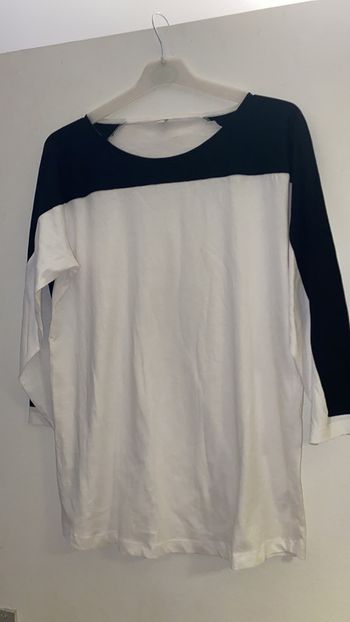 T-shirt taille 42