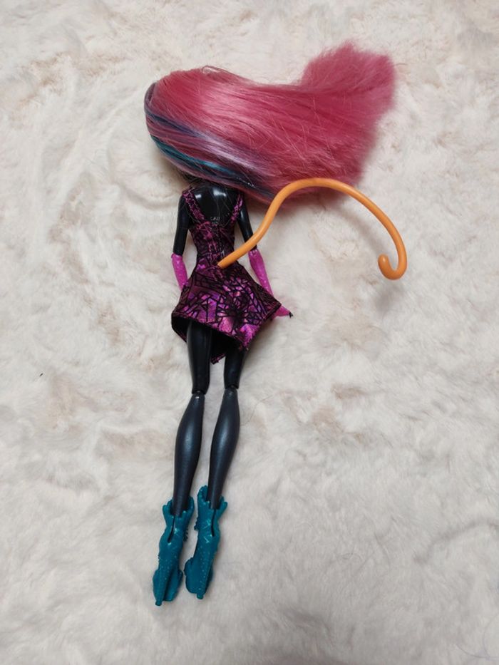 🐱Poupée Monster High Boo York Catty Noir Mattel 2011🐱 - photo numéro 5