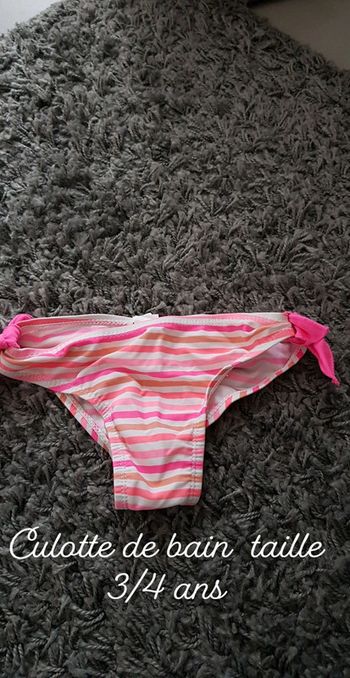 Bas de maillot de bain taille 3/4 ans