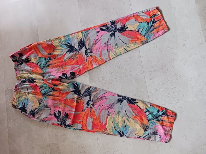pantalon fluide coloré largeur Taille élastiquée 40 cm fait par une couturière Neuf - photo numéro 2