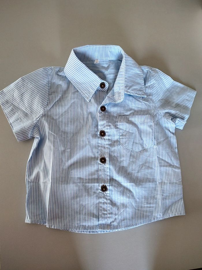 Chemise légère T.3-4 A neuve