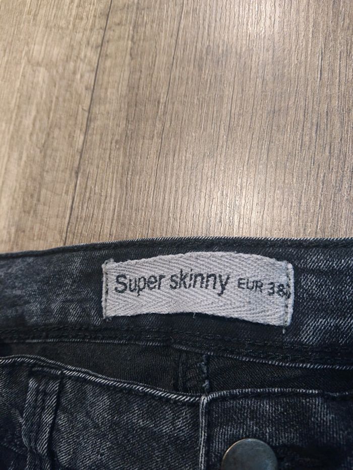 Jean gris - photo numéro 2