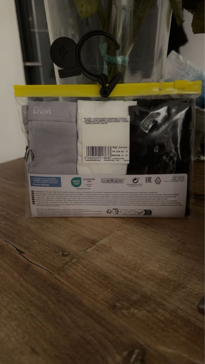 Culotte dim neuve - photo numéro 2