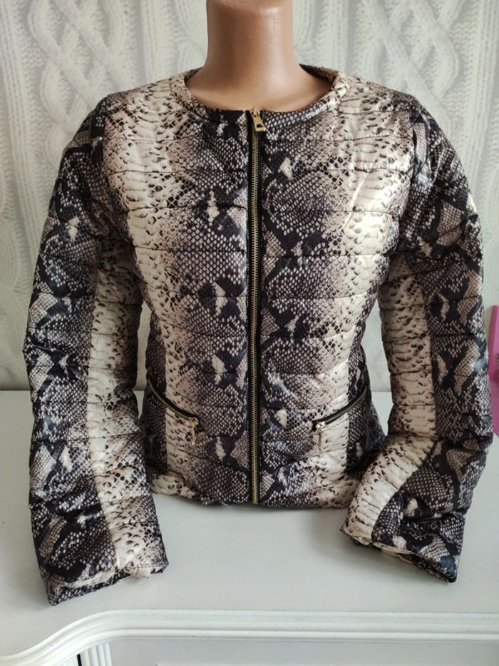 Doudoune imprimé python t38