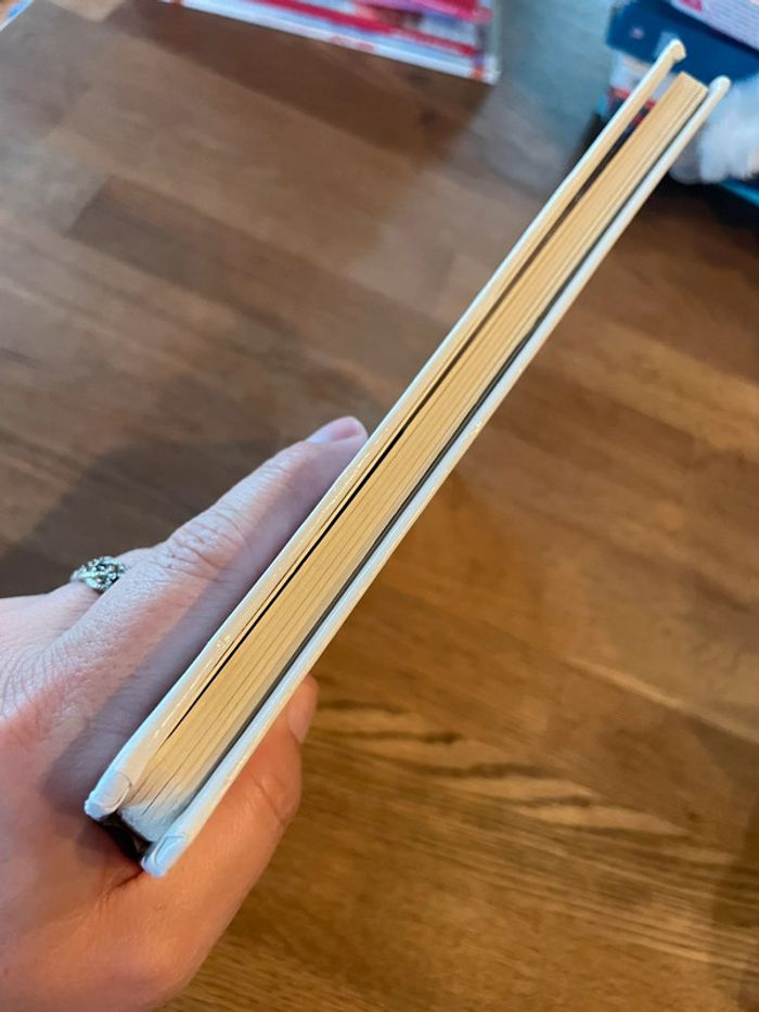 Livre cartonné à toucher Les formes à toucher - photo numéro 4