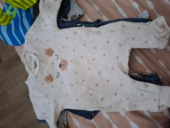 Lot pyjama - photo numéro 2