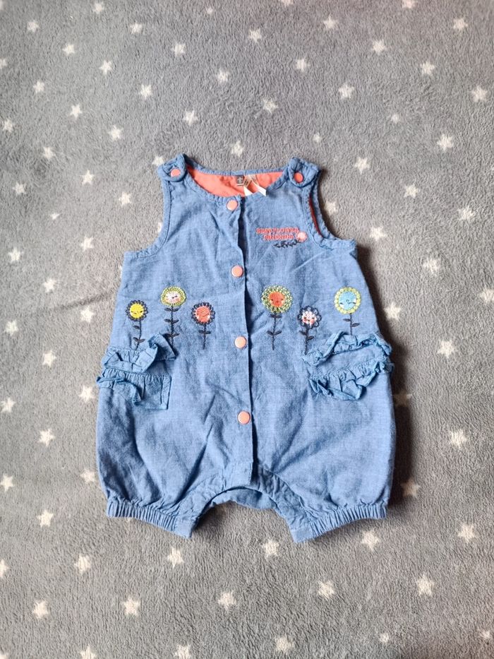 Lot de vêtements fille 3 mois - photo numéro 2