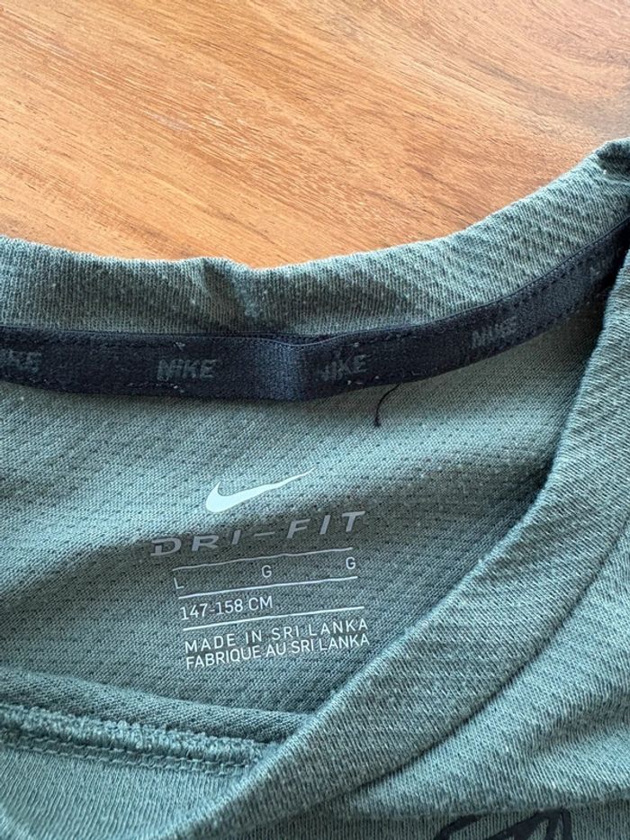 T-shirt léger Nike L 147-158 cm Vert - photo numéro 2