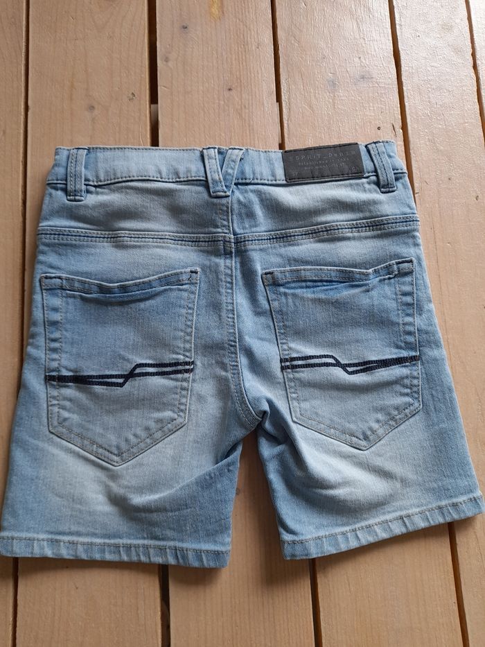 Short Esprit 8 ans - photo numéro 5