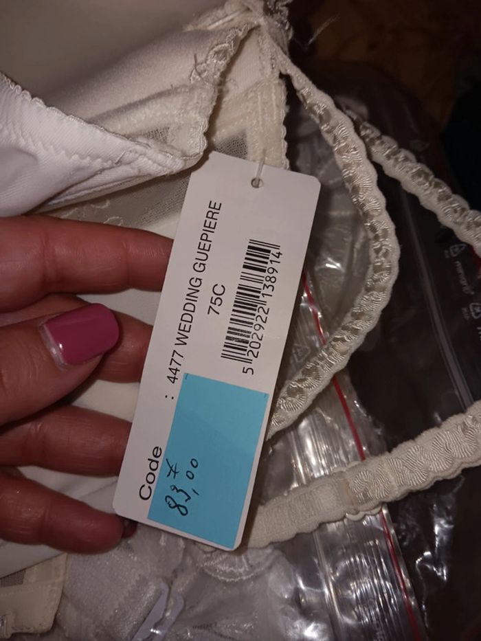 Guêpière taille 75b 75c 70c - photo numéro 8