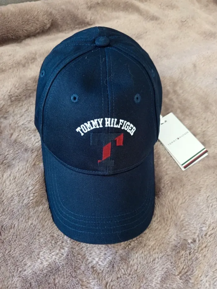 Casquette neuve Tommy Hilfiger 52-57cm - photo numéro 12