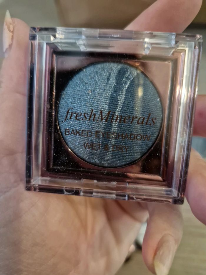 Lot de 3 fard a paupiere neuf - photo numéro 2