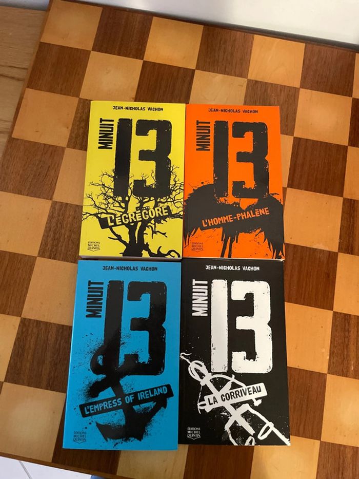 Lot 4 tomes minuit 13