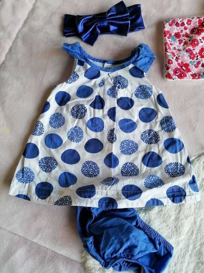 Ensemble Obaibi 3 mois fille - photo numéro 2