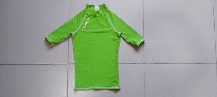 Haut anti UV 40+ 8 ans