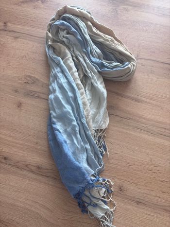Écharpe bleu et beige femme 