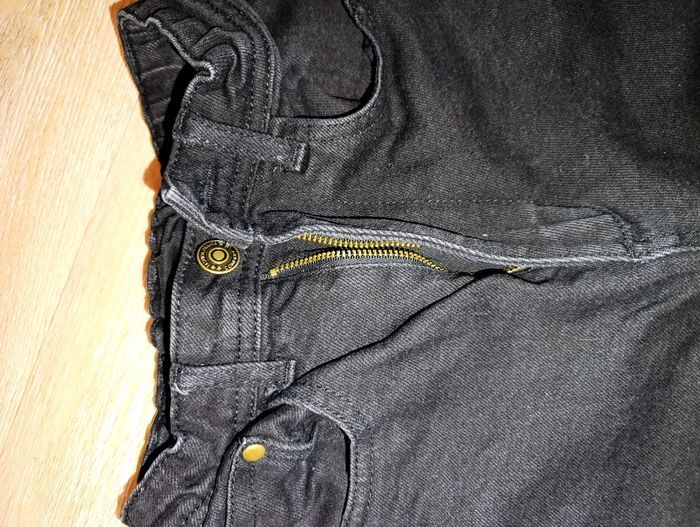 Lot 2 jeans larges fille 12 ans TBE - photo numéro 2