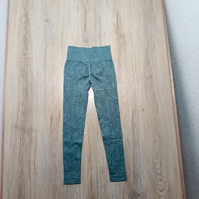 Legging gymshark femme XS bleu serpent - photo numéro 3