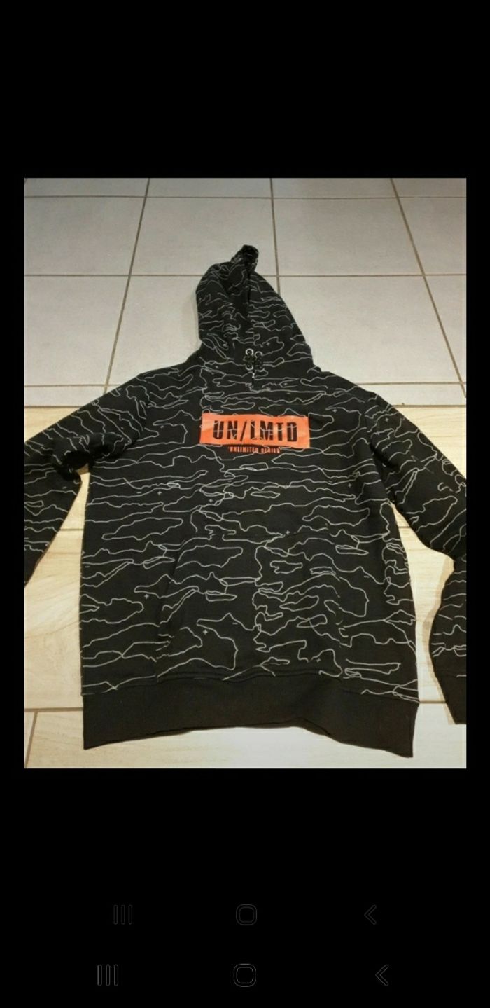 Sweat capuche garçon TBE 14 ans - photo numéro 2