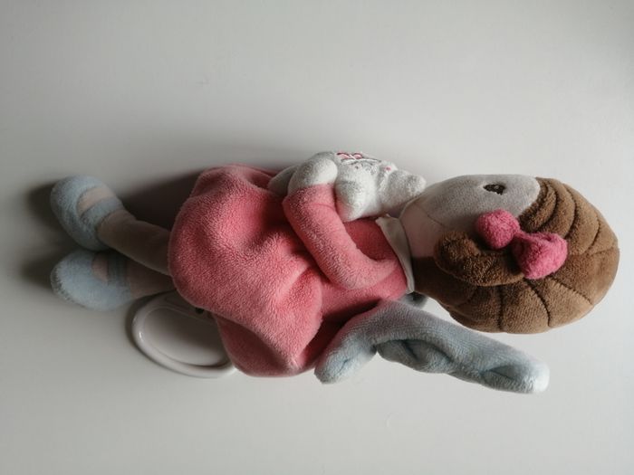 poupée peluche musicale - photo numéro 6