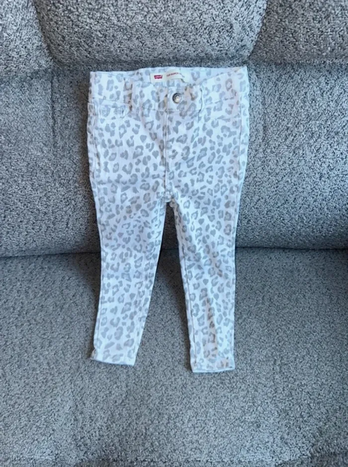 Jean skinny 710 levi's blanc crème motifs léopard gris