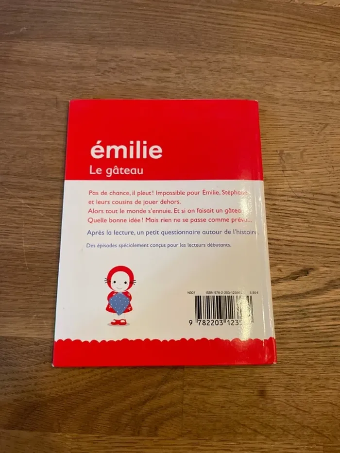 Livre Niveau CP Je commence à lire avec Émilie Le gâteau - photo numéro 3