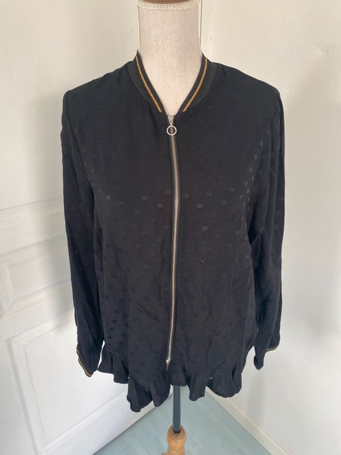 Top noir zippé i.code taille XL