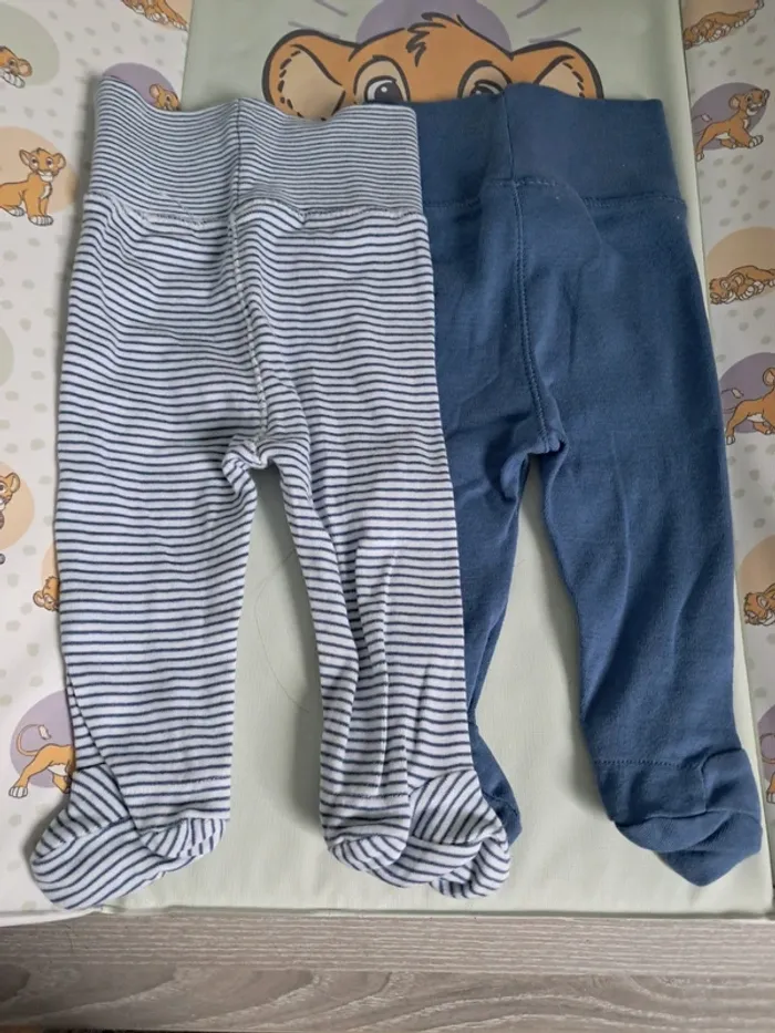 Pantalons a pieds - photo numéro 2