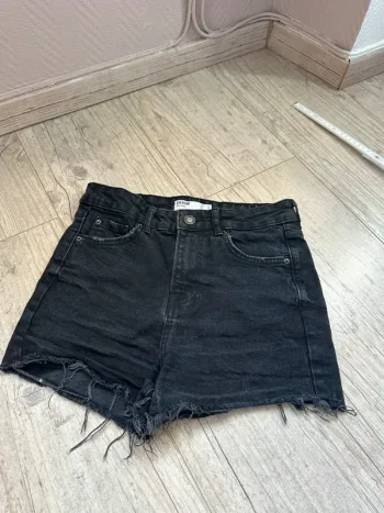 Mini short noir bershka XS
