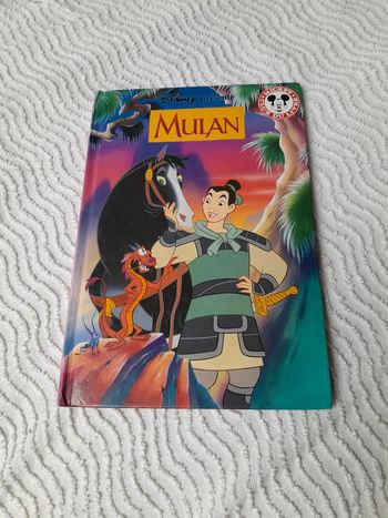 Livre disney mulan