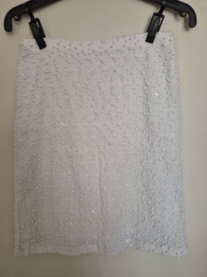 Jupe blanc cassé avec sequins - photo numéro 2