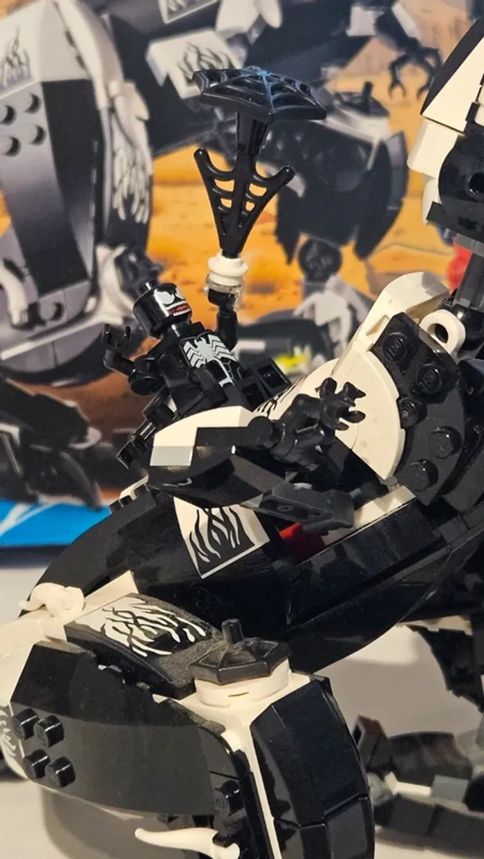 LEGO Marvel Spider-Man 76151- L'embuscade du Venomosaurus-Set complet avec figurines - photo numéro 5