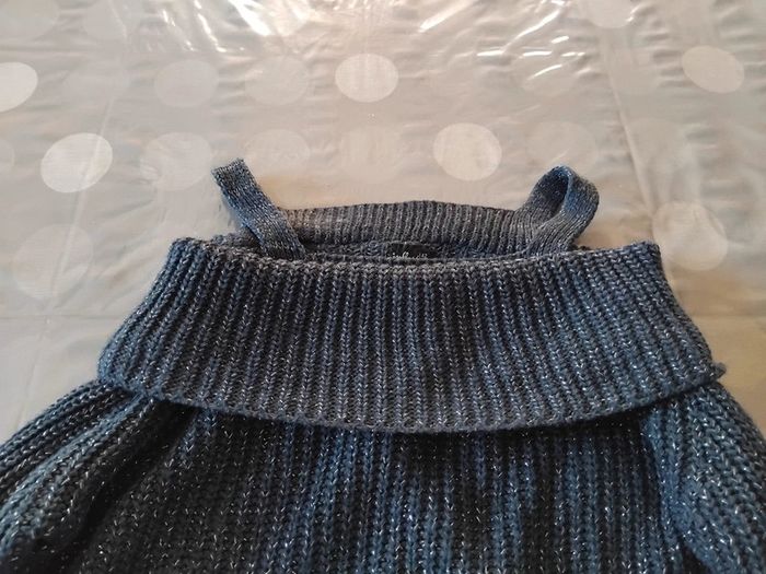 Pull épaules nues - photo numéro 2