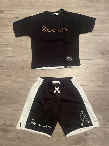 Ensemble t-shirt short Zara ‘Muhammad Ali ‘6/7 ans