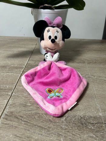 Doudou Minnie