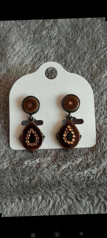 Superbe  Boucles  d'oreilles  kaki  marron ikita - style élégant et unique,  à  saisir