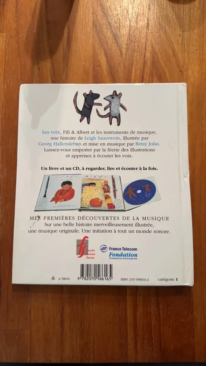 Livre les voix - photo numéro 2