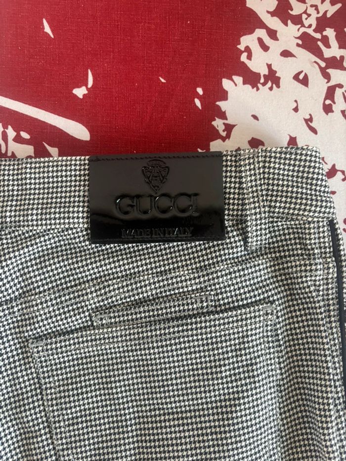 Pantacourt Gucci motif noir et blanc taille 44 - photo numéro 7