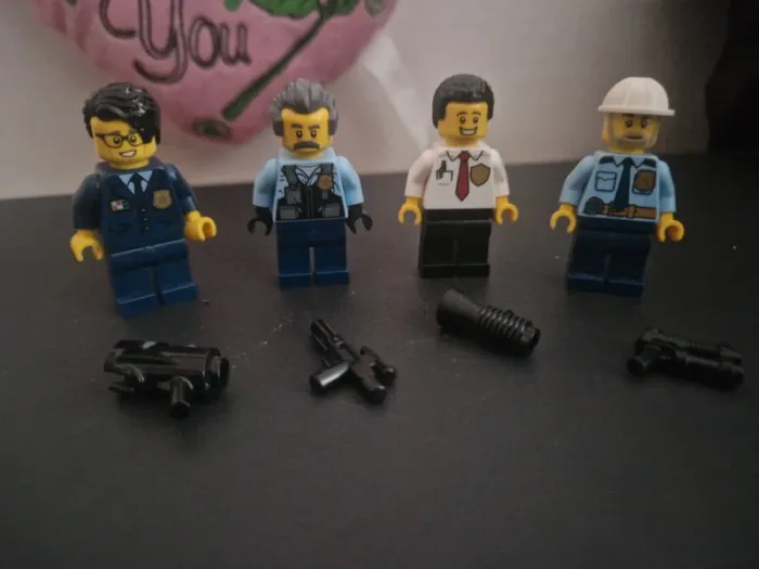 Minifigures lego police - photo numéro 3