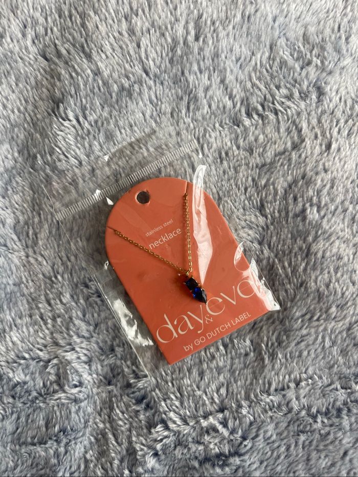 Collier doré acier inoxydable go dutch label