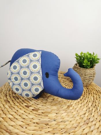 Peluche Coussin éléphant bleu Les P'tites Créations