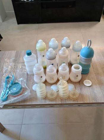 Lot de 10 biberons MAM